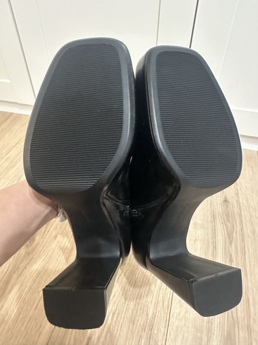 Botki damskie Bershka rozmiar 39
