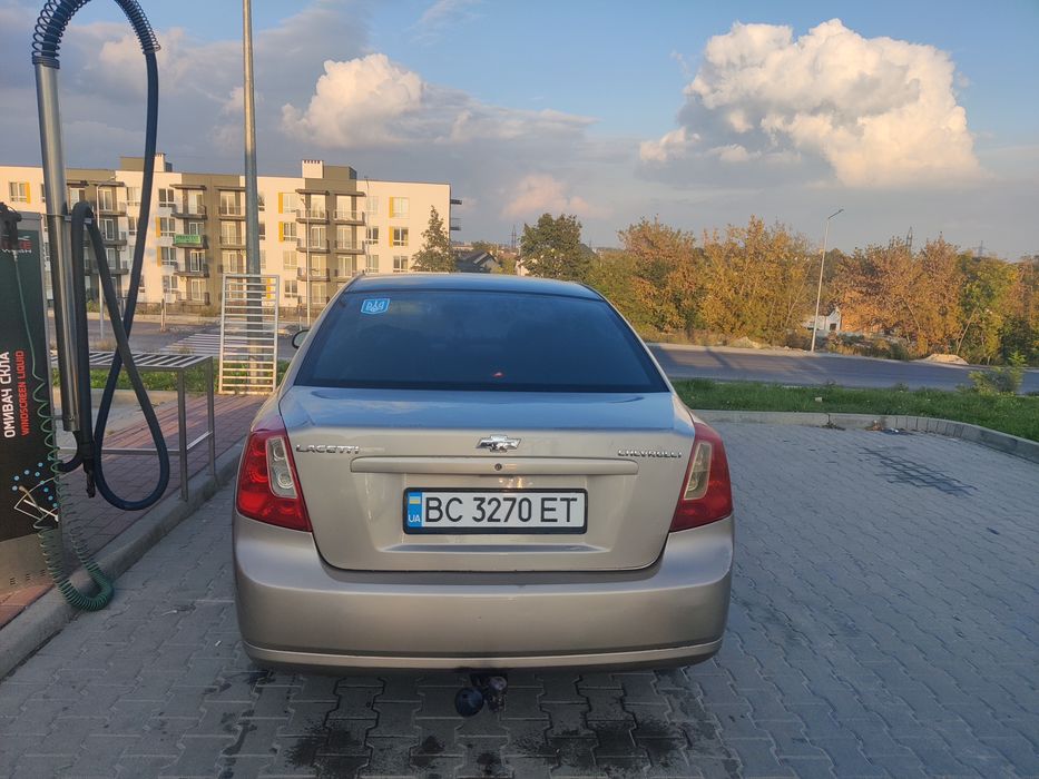 Продам Шевроле лачеті