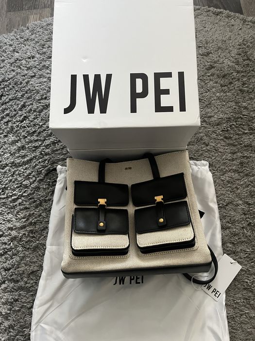 Сумка JW PEI Linda Tote Bag - Black Canvas нова