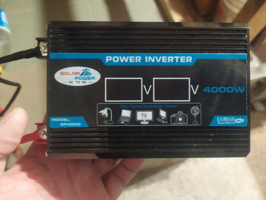 Інвертор з 12 на 220 в