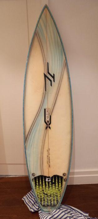 Prancha de Surf JC (John Carper) 6'0" x 18.5" x 2.25"