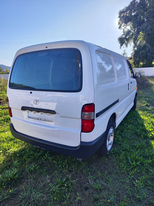 Toyota Hiace 3 lugares