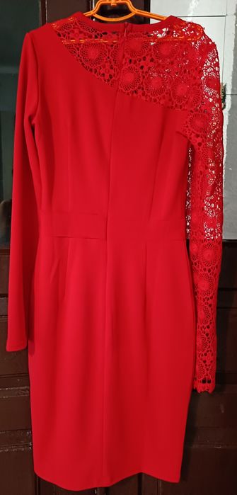 Сукня в чудовому стані