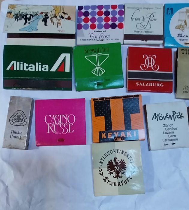 Lote de 17 carteiras de fósforos antigos para coleção
