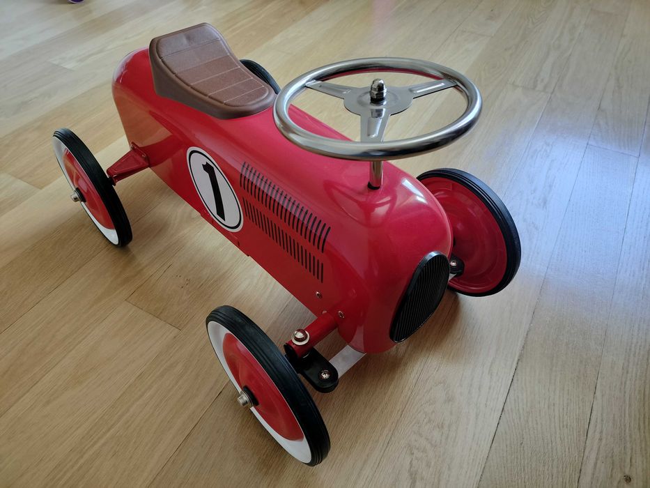 Carro estilo Vintage Ride-on