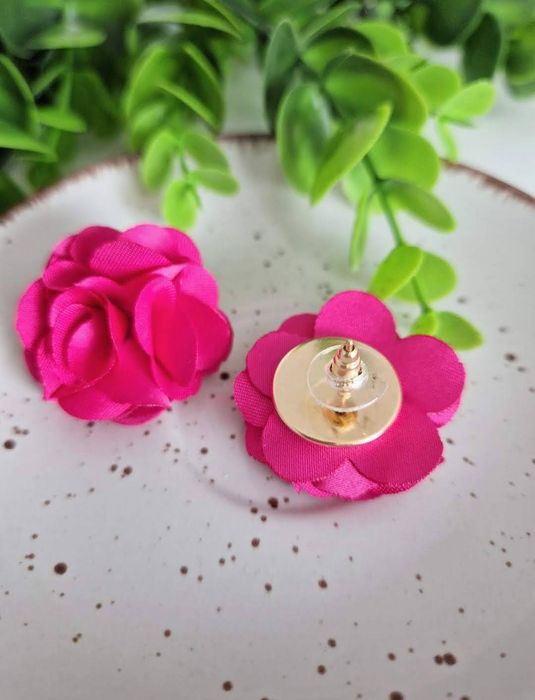 Kolczyki damskie różowe kwiatki kwiatuszki że złotem piękne wiosenne l