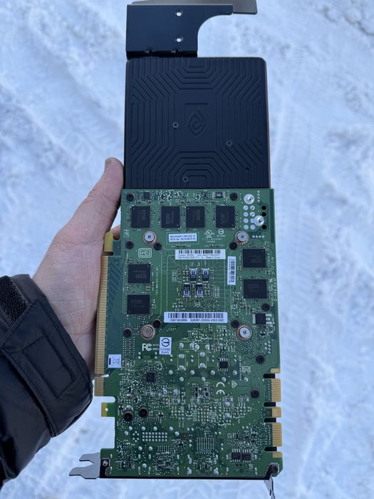 Відеокарта nVidia Quadro m5000