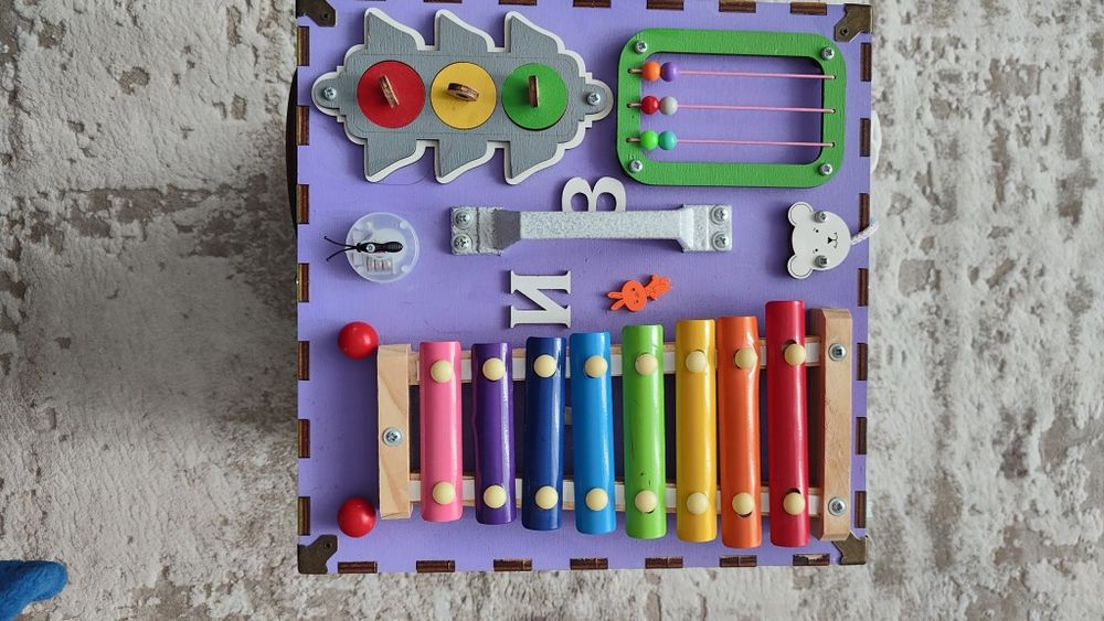 Бізікуб 30смх30см