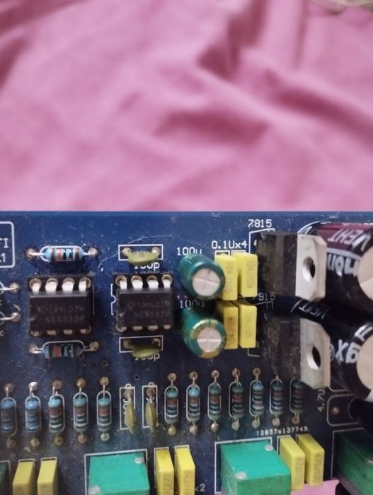 Продам hi-fi предварительний усилитель на микросхемах HE5532