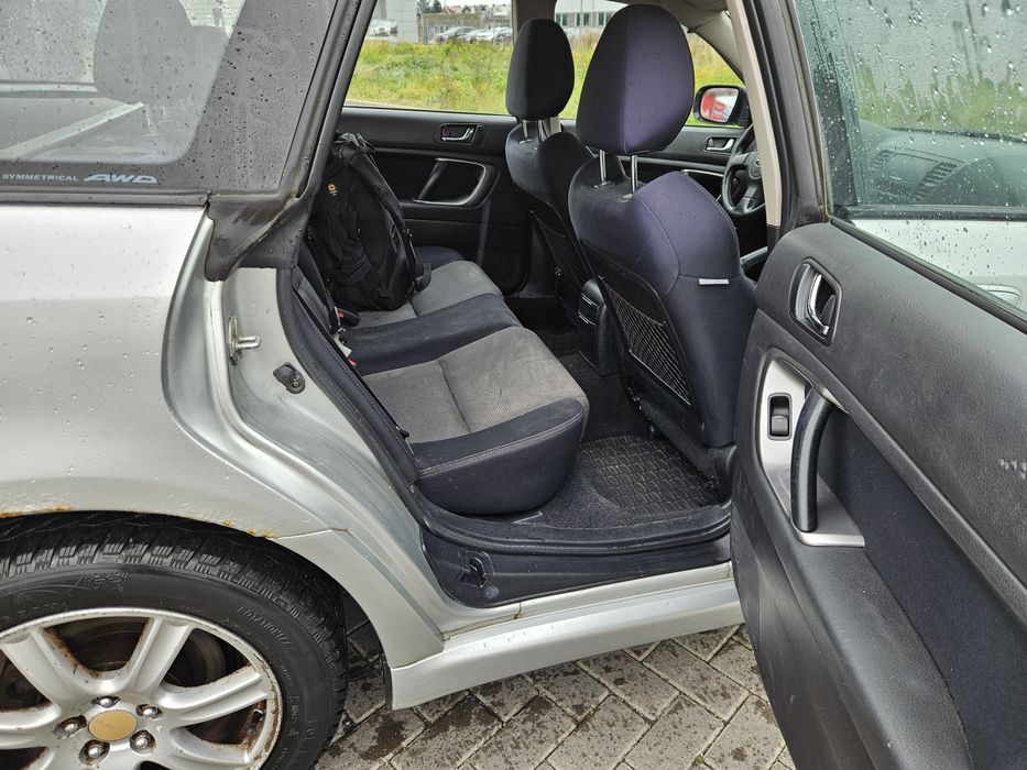 Subaru Outback 2004 рік 2.0 бензин 4×4 для військових в Україні