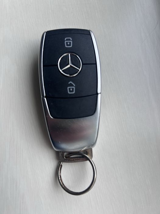 Ключ пульт Mercedes -Benz A W177
