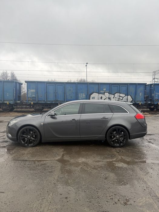 Opel insygnia 2.0 cdti niski przebieg