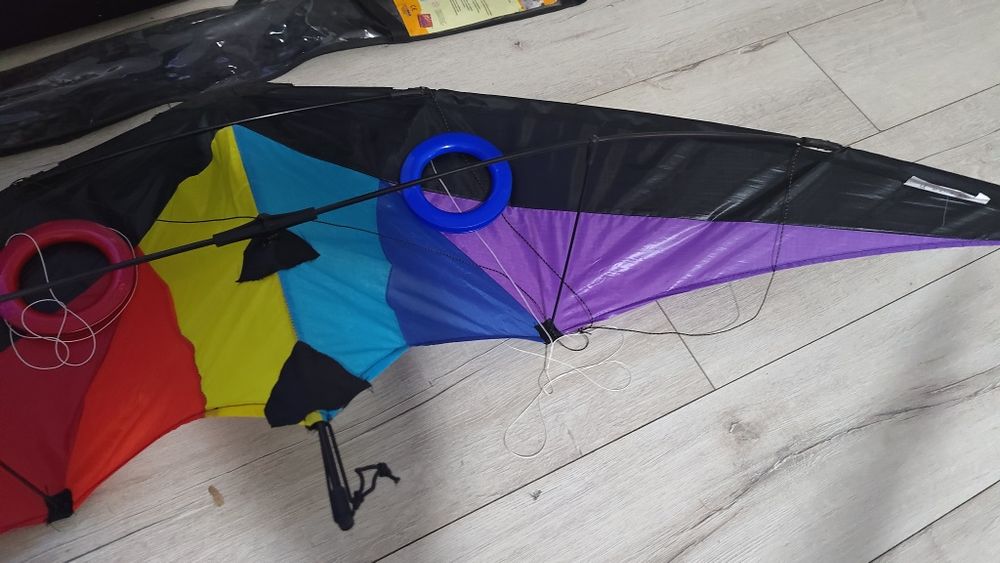 Latawiec sportowy stan bardzo dobry spacja 170/70