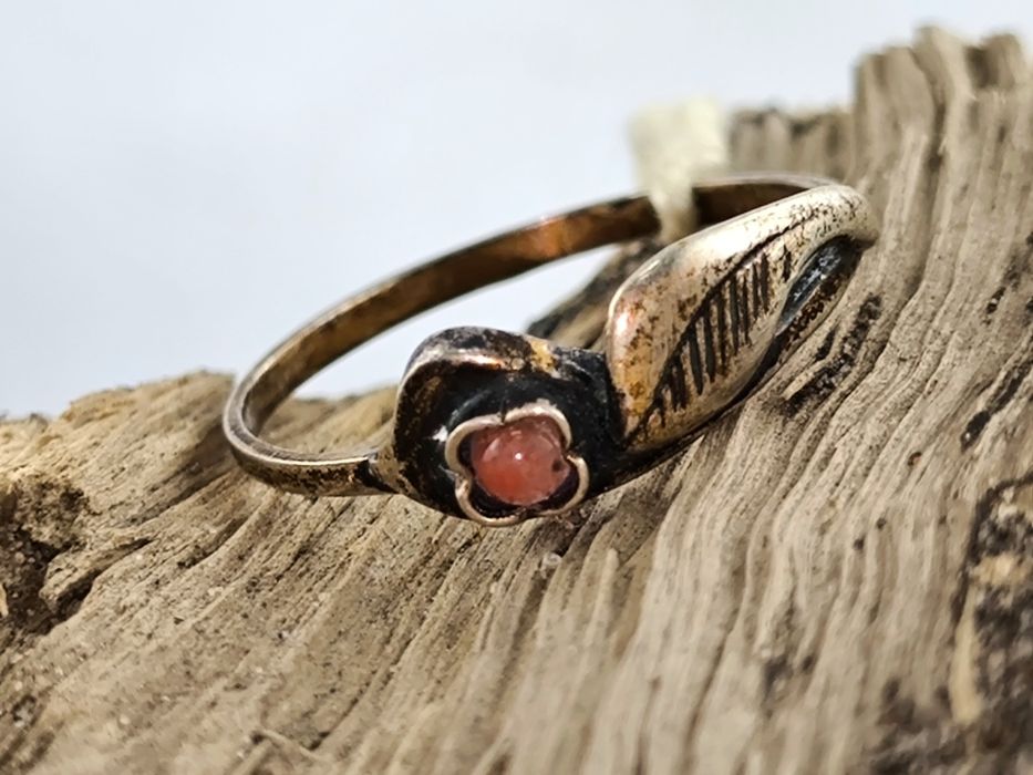 Warmet - RESOVIA Srebrny Pierścionek z Kamieniem Pr.800 /Nowy z Metką!