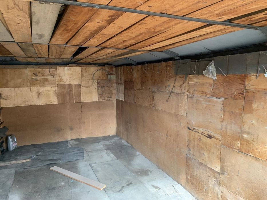 В. Великого WOG продам гараж