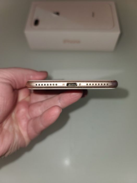 Iphone 8+ в гарному стані