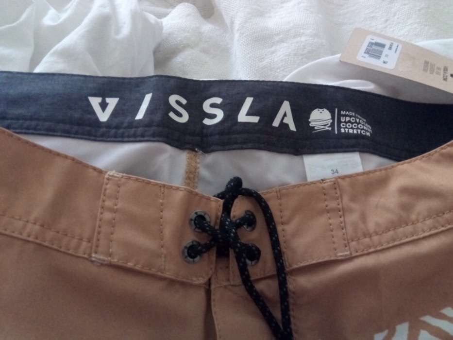 Fato de banho VISSLA totalmente novo, Upcycled Coconut Stretch