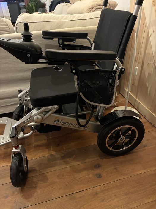 Pilnie sprzedam Wózek  inwalidzki elektryczny Baichen Medical