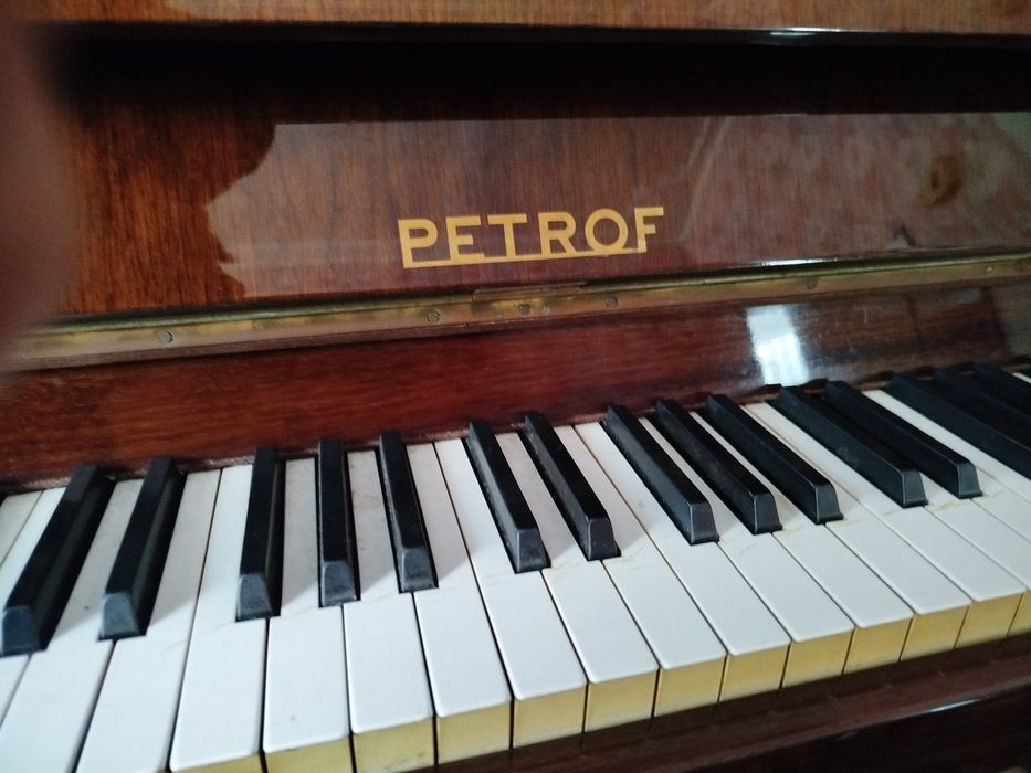 Піаніно Petrof Чехія
