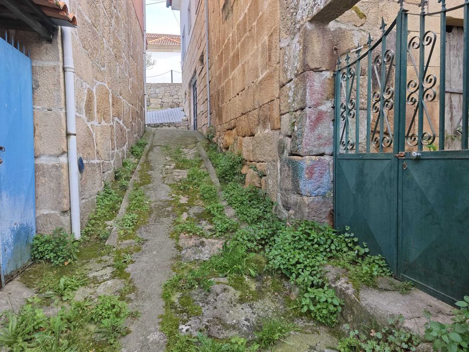Moradia T2 em Cavadoude a 15 km da Guarda