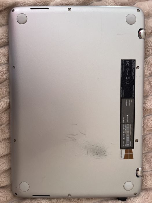 ТЕРМІНОВИЙ продаж Ноутбук Asus Q304U