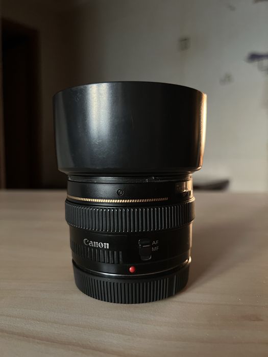 Обьектив Canon 50mm f1.4