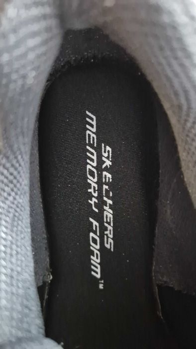 Meskie sneakersy Skechers rozm. 42