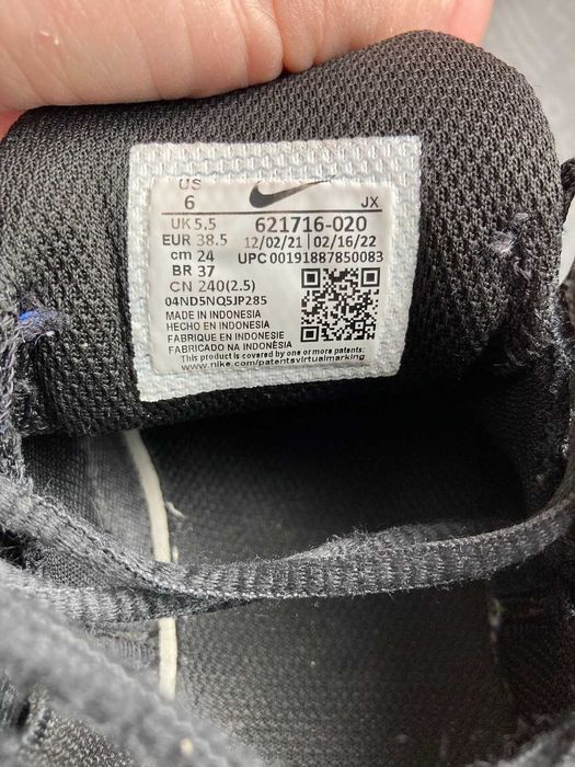 NIKE REAX rozm. 38,5 Czarne, złote,