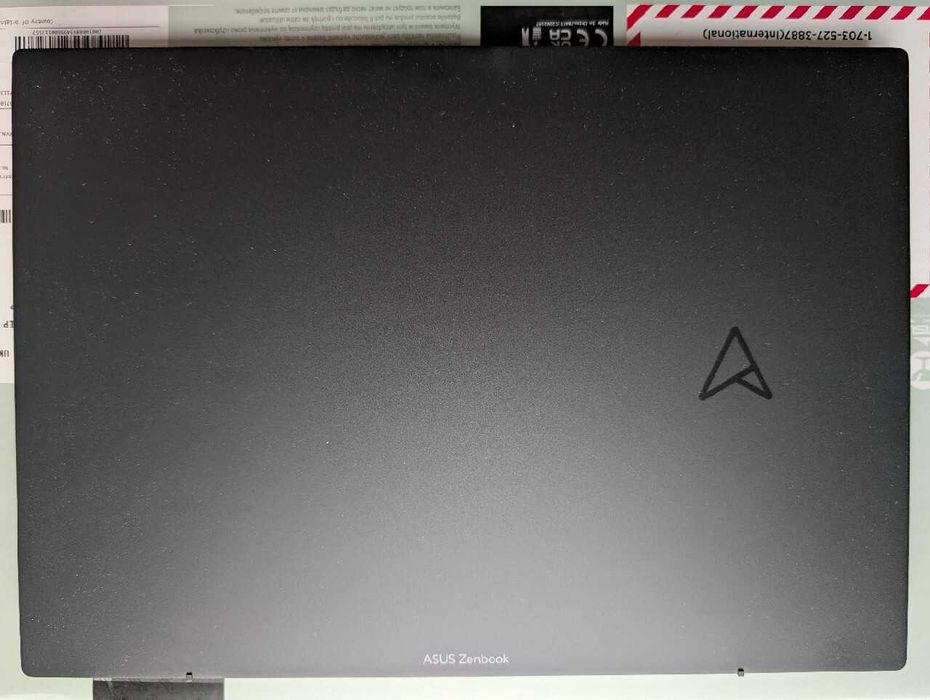 Laptop Asus ZenBook Ryzen 7 7730U 16GB/512SSD ekranOLED 2.8K 2880x1800