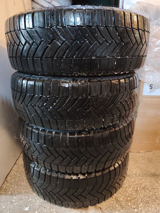 Michelin agilis cross climate 225x65x16 C wielosezon