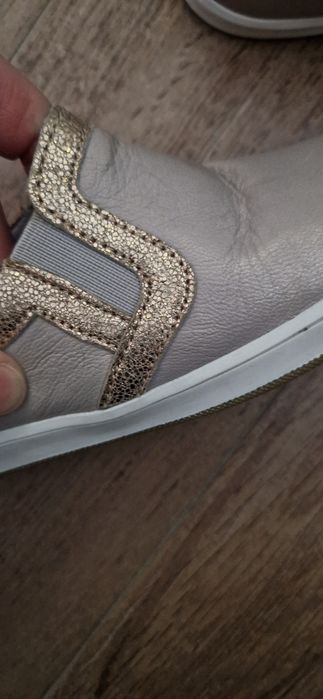 Półbuty Lasocki  beżowo złote