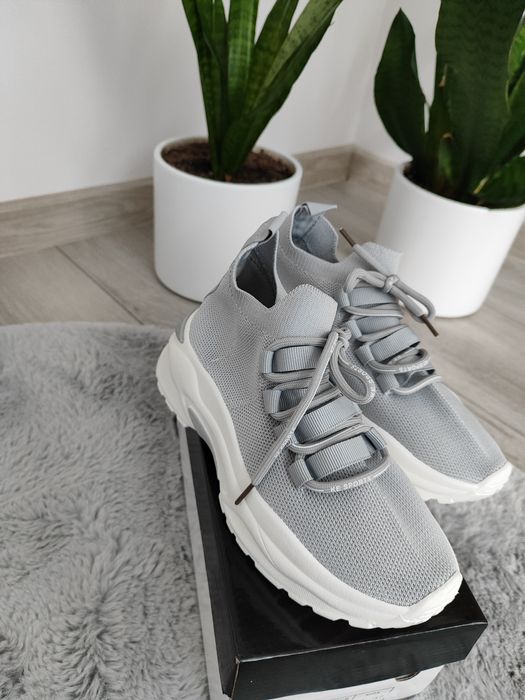 Szare buty sportowe r. 37 skarpetkowe nowe z metką