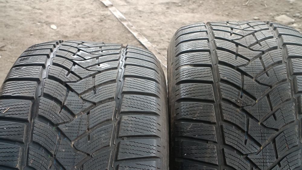 255.50 R19 opony Dunlop wintersport SUV 107v