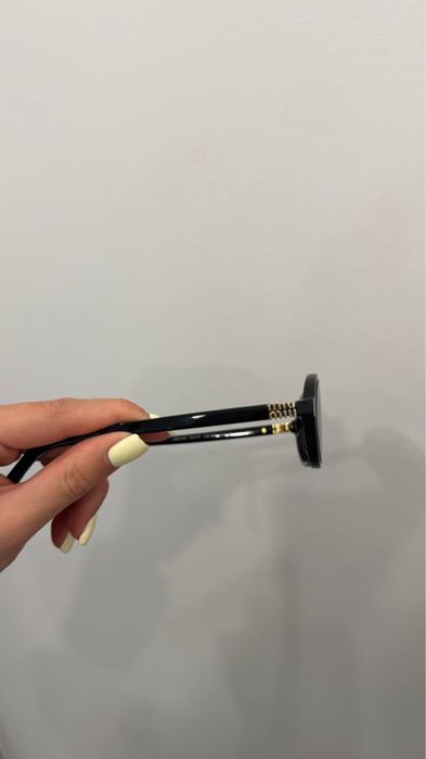 Очки солнцезащитные Miu Miu  13 000 грн