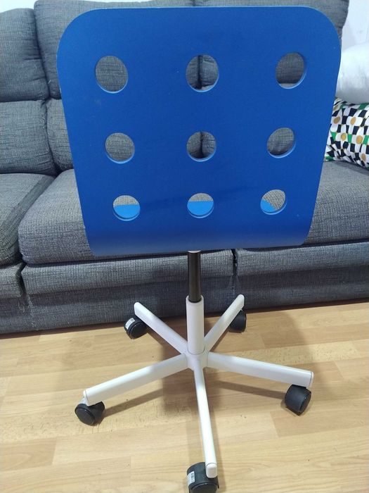 Cadeira infantil para secretaria azul IKEA