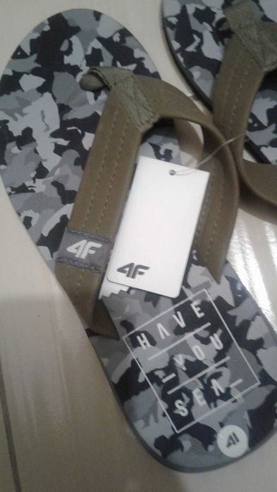 Klapki męskie Japonki, 4F roz. 41 nowe moro.