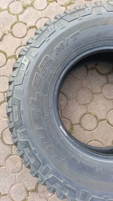 Продам Bridgestone Dueler M/T674. Размер 235/85 R16.