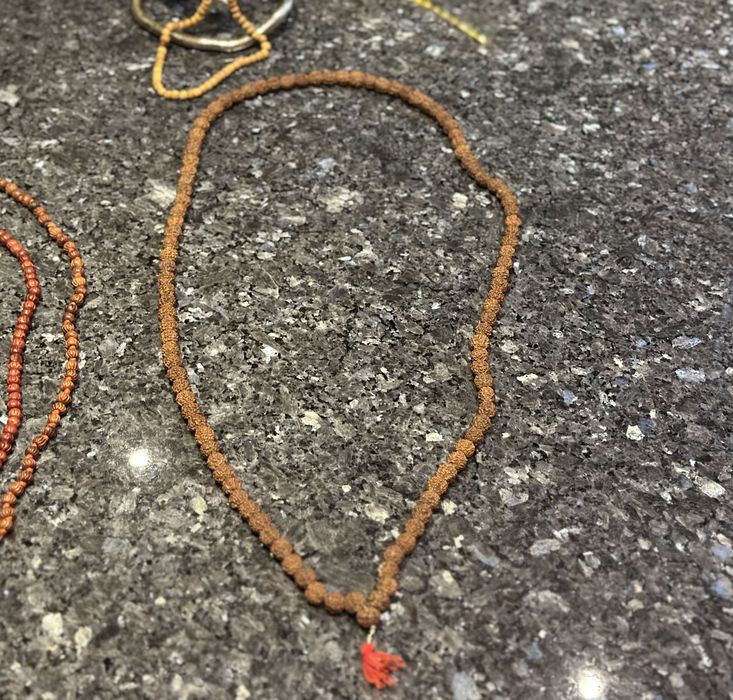 Colares de meditação Shiva Rudraska Mala e em madeira