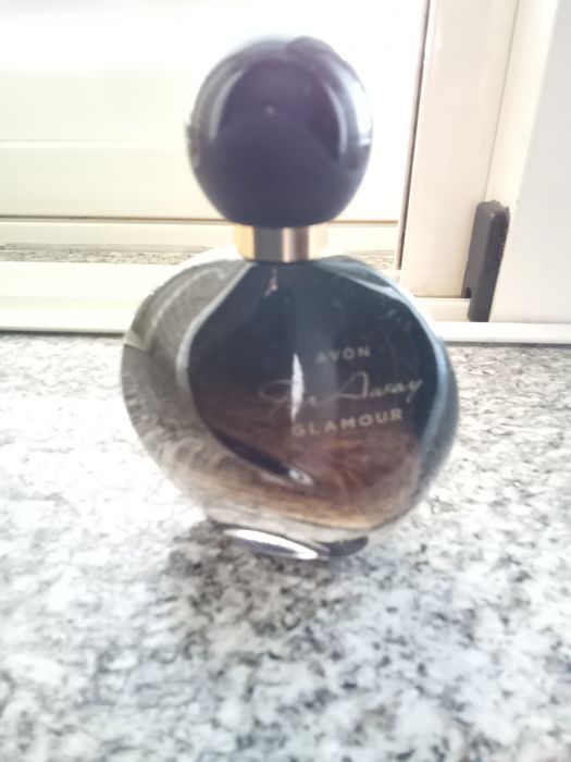 Perfume Avon Far Away Glamour