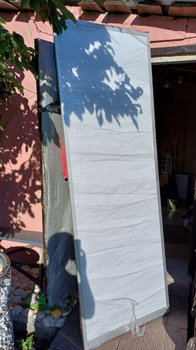 Продам дверь раздвижную