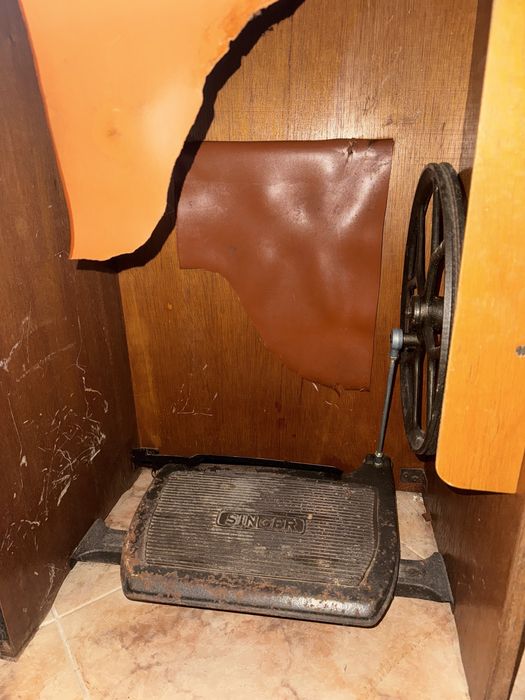 Maquina costura Singer 518 a funcionar