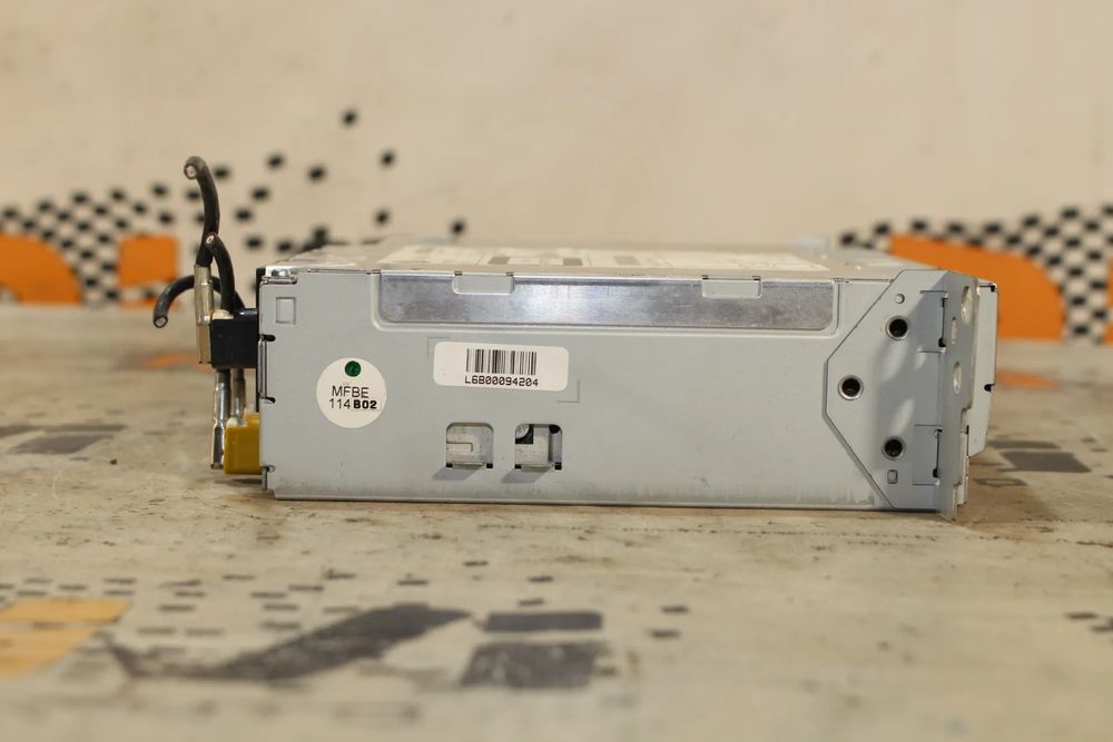 Rádio / auto-rádio BMW 5 (F10)