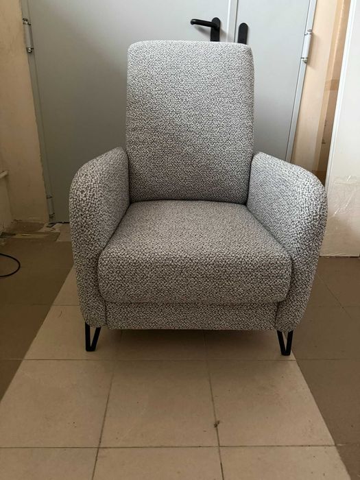 Meble Best FOTEL Possi – powystawowy