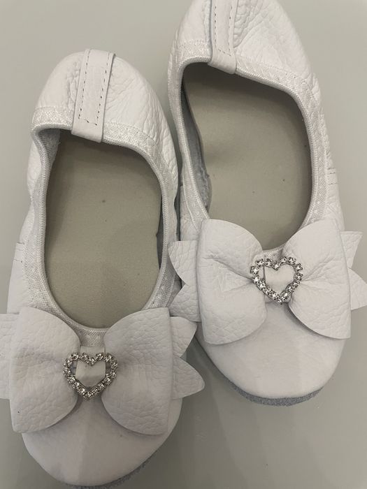 Чешки для дівчинки