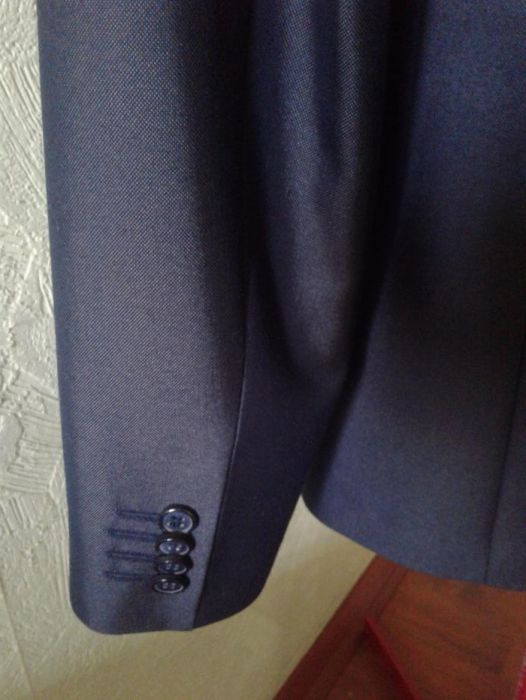 Костюм на подростка-высокого и худенького .