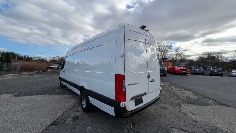 Mercedes-Benz Sprinter      2019