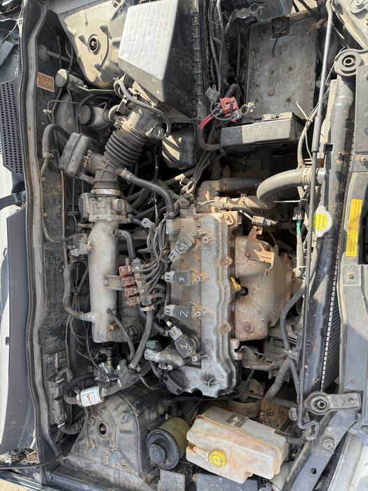 Розборка Nissan Almera Classic 1.6 B10 запчастини разборка
