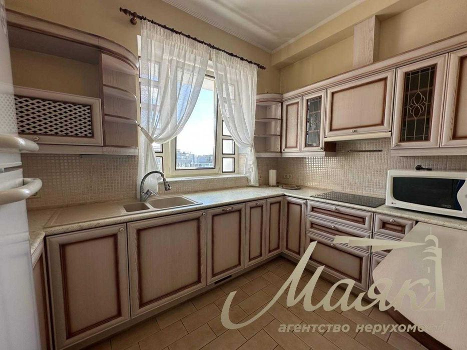 Без% Аренда двухуровневой квартиры по ул.Верхогляда/Драгомирова 4