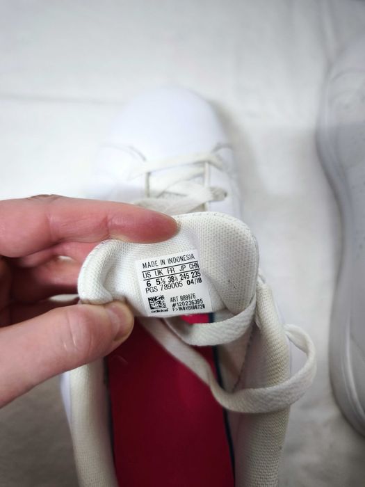 Sapatilhas ADIDAS, como novas
