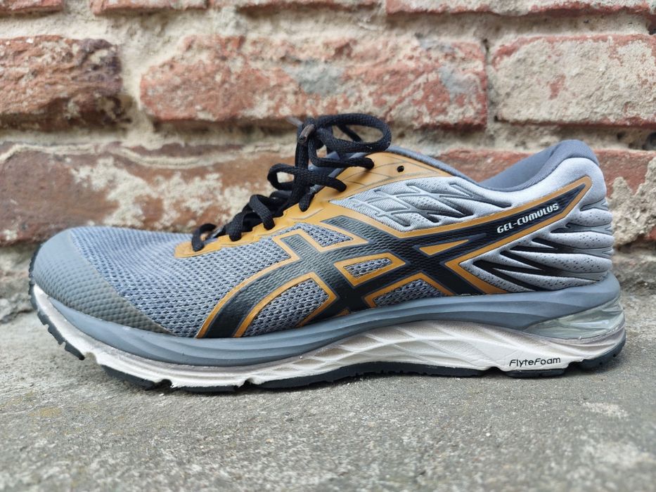 Кроссівки Asics 43,5р